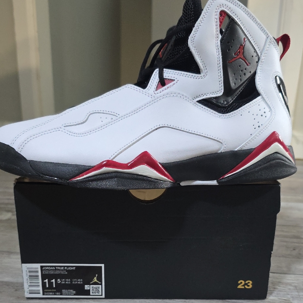 Jordan TRUE FLIGHT